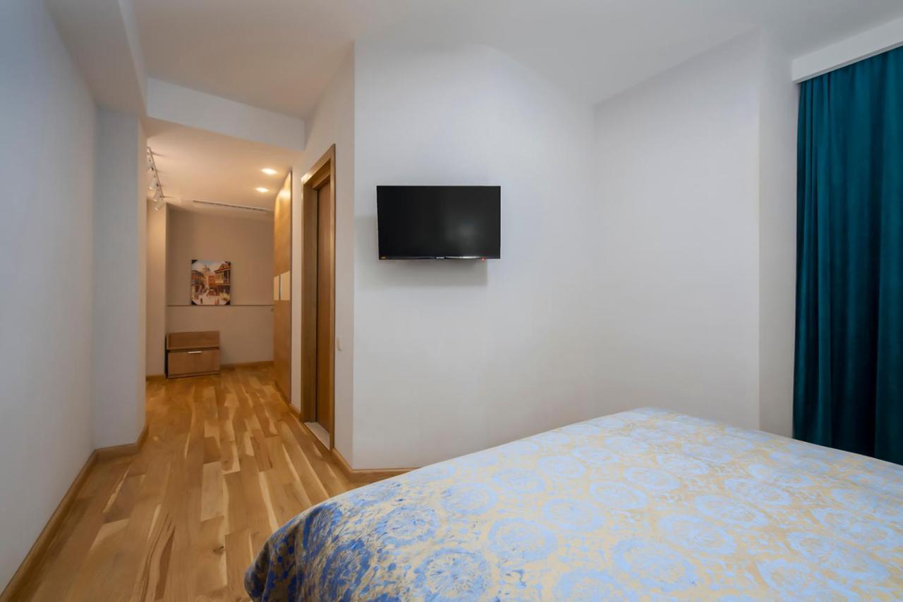 Hotel Solo Tbilisi Eksteriør bilde
