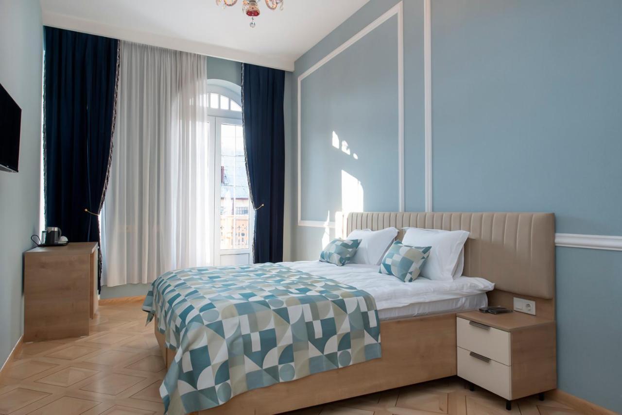 Hotel Solo Tbilisi Eksteriør bilde
