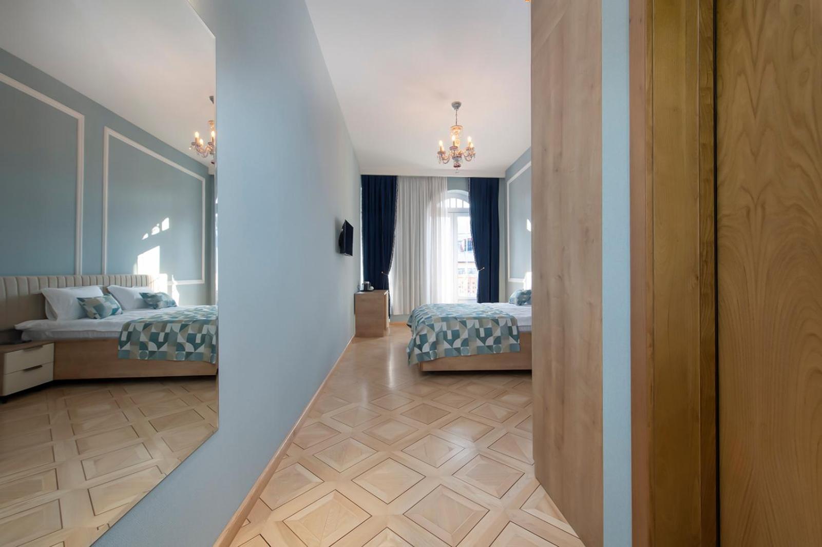 Hotel Solo Tbilisi Eksteriør bilde